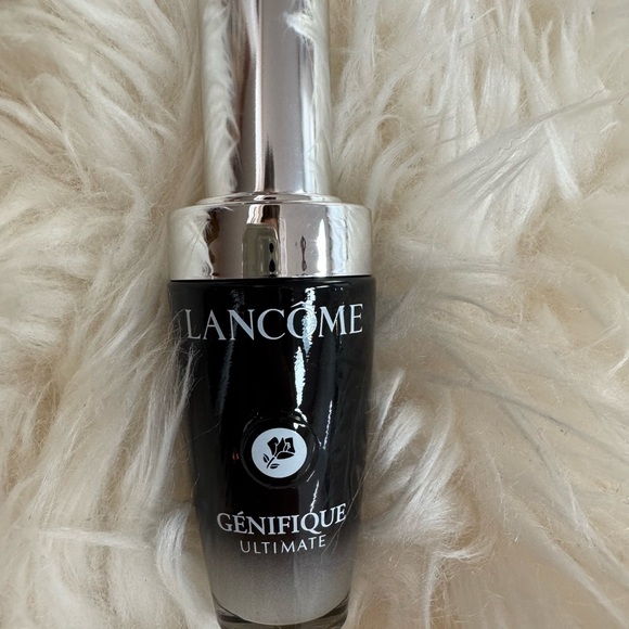 Lancome Other - GÉNIFIQUE ULTIMATE RECOVERY SERUM 1 o z
